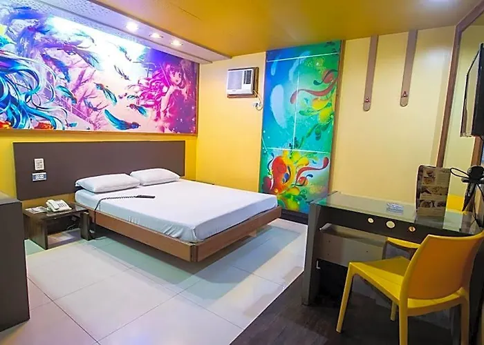 Отель Dreamworld Pinas 3*